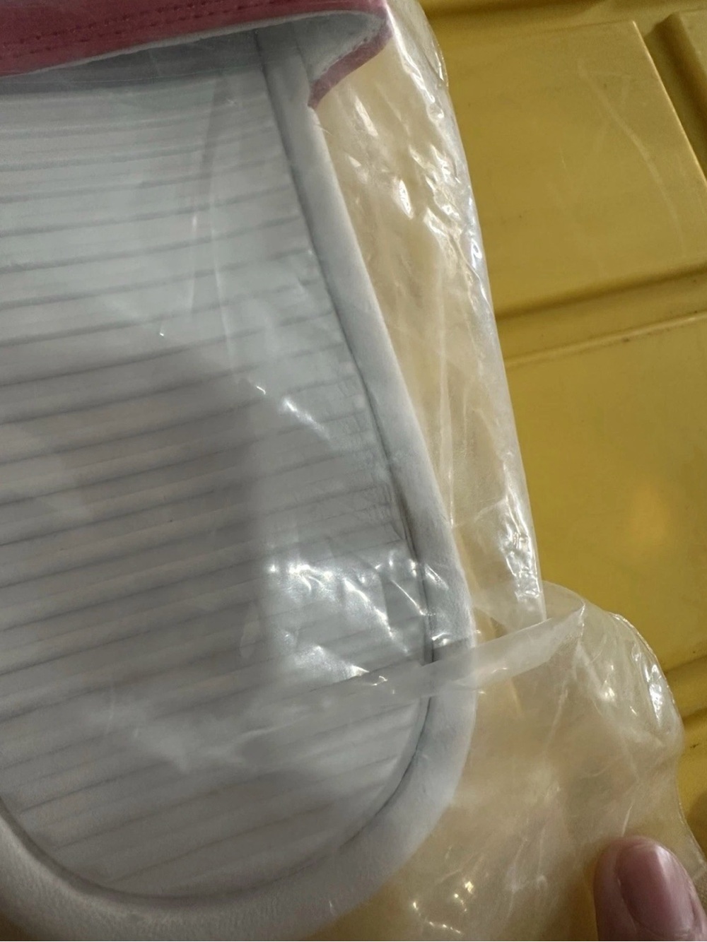 Kith Coke Slides - Picture 4 of 4